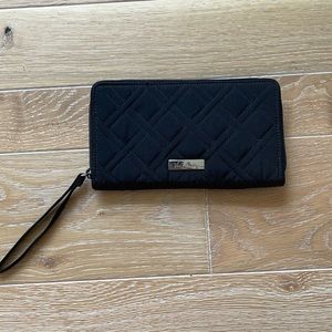 Vera Bradley Clutch
